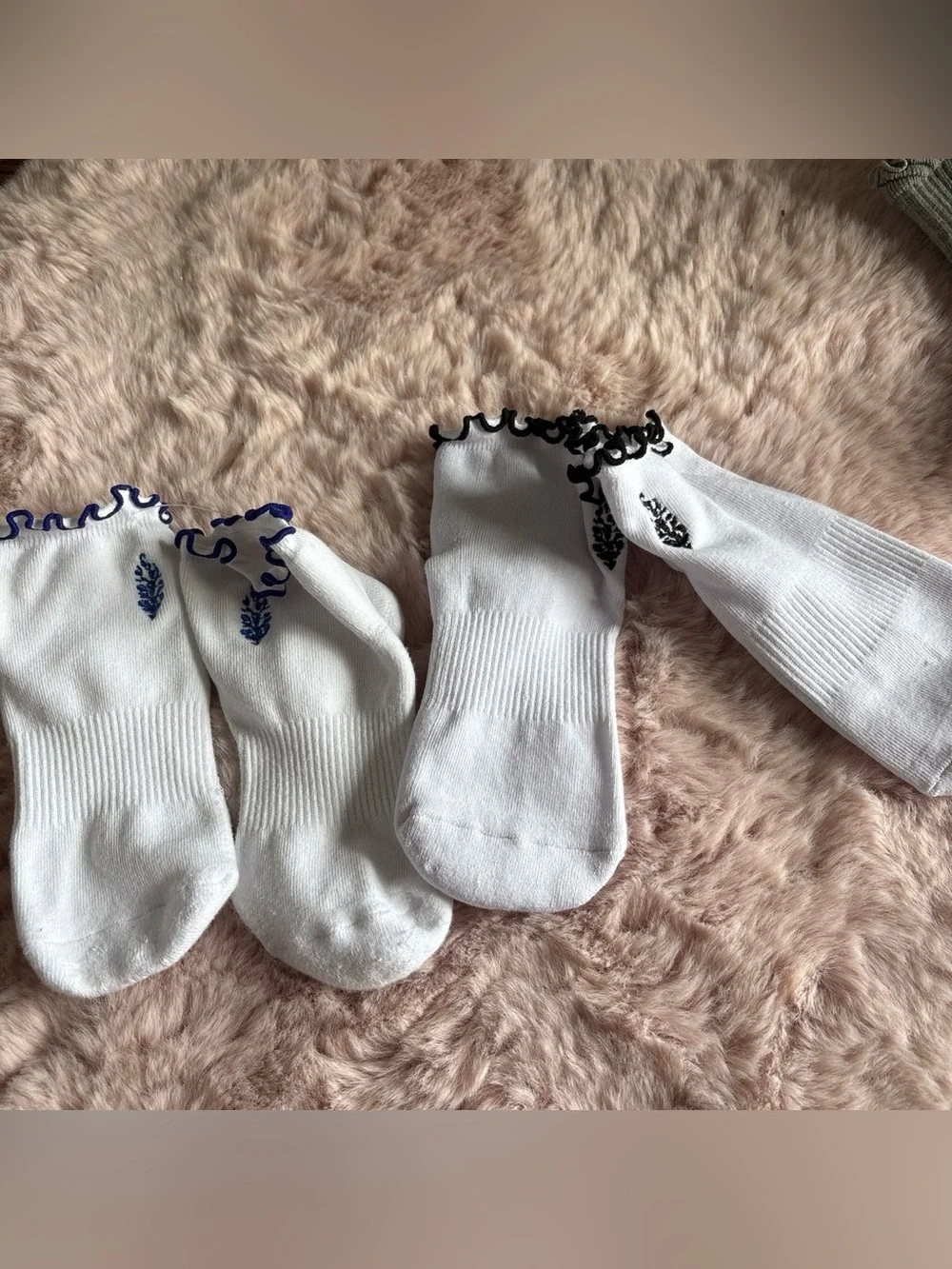 Free people Ruffled Crew Socks one size set of TWO NEW